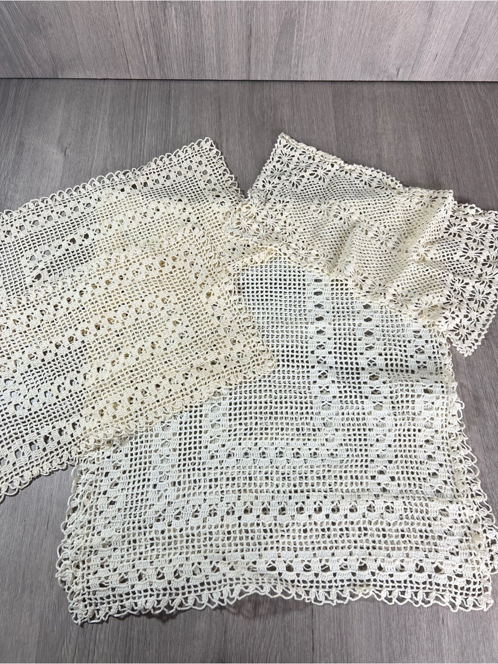 Vintage crochet lace doilies Rectangular 4 pieces dresser scarf runner doily